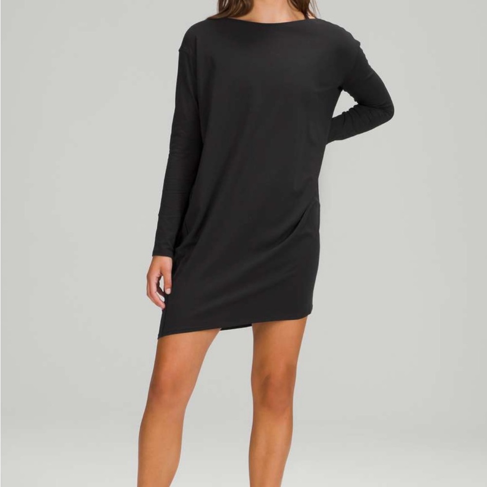 Lululemon Back in Action Long Sleeve Dress Black Size 6